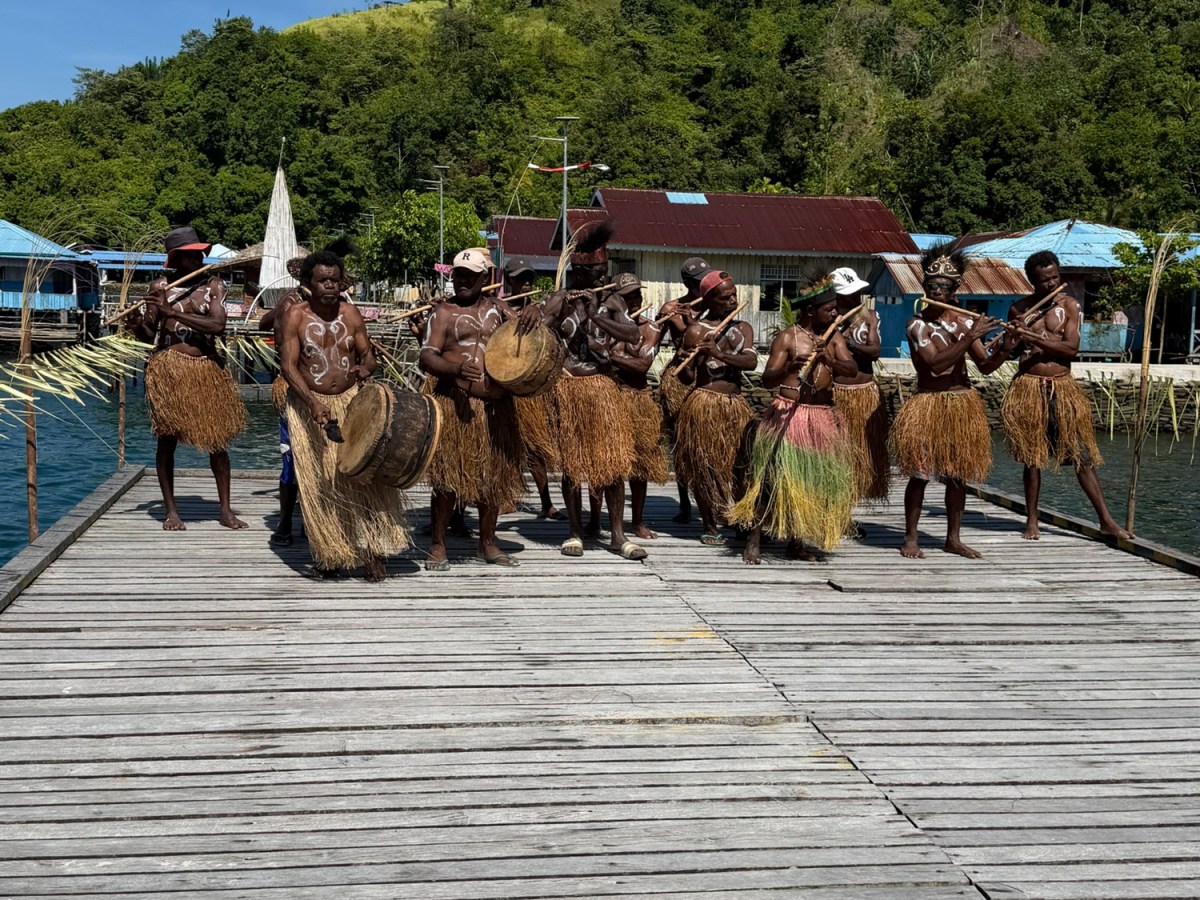 Roon island, Yende&nbsp;village